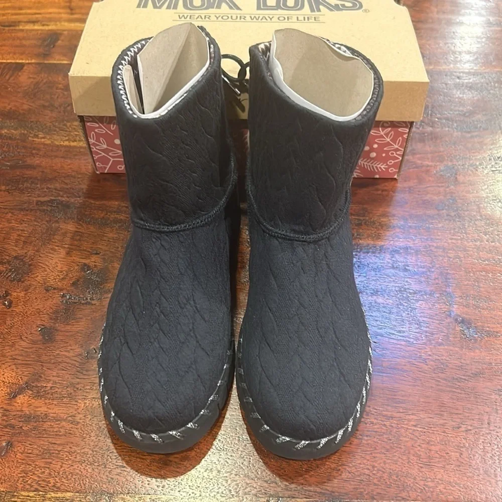 Muk Luks Women's Flexi Hoboken Boots Black 8 NIB